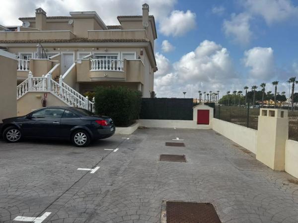 Piso en avenida el Fenoll, 60