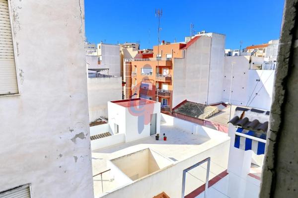 Piso en calle Luis Rivera, 36