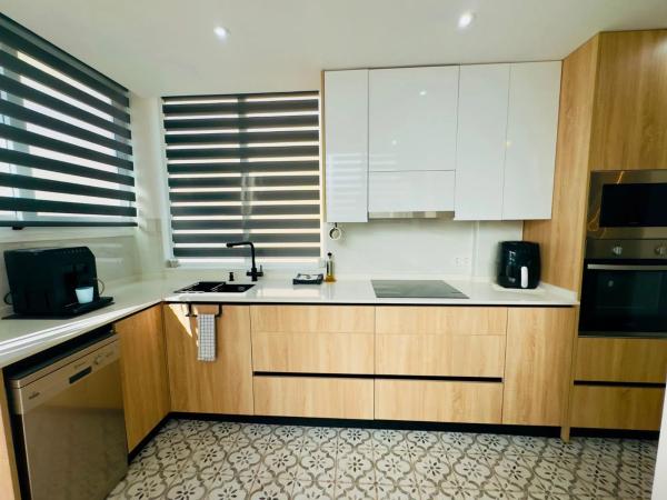 Chalet pareado en avenida l'Herba Bona