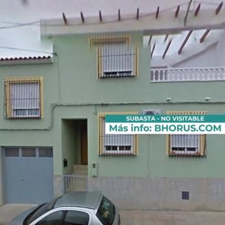 Chalet en camino de los Almendros