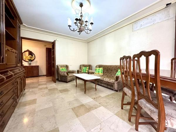 Piso en calle Santo Domingo