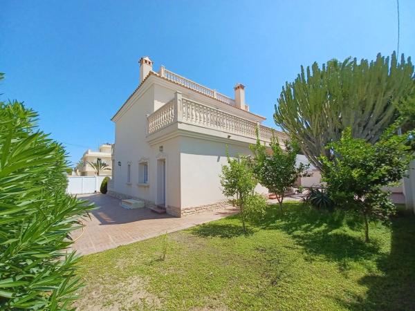 Chalet en Barrio Cabo Roig