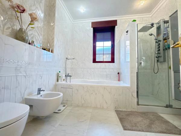 Chalet en calle Mediodia