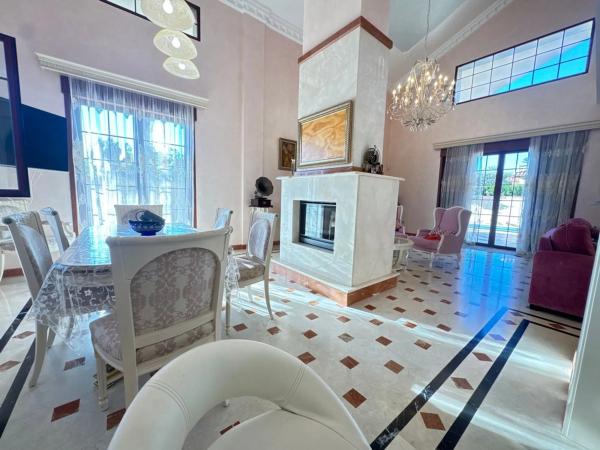 Chalet en calle Mediodia