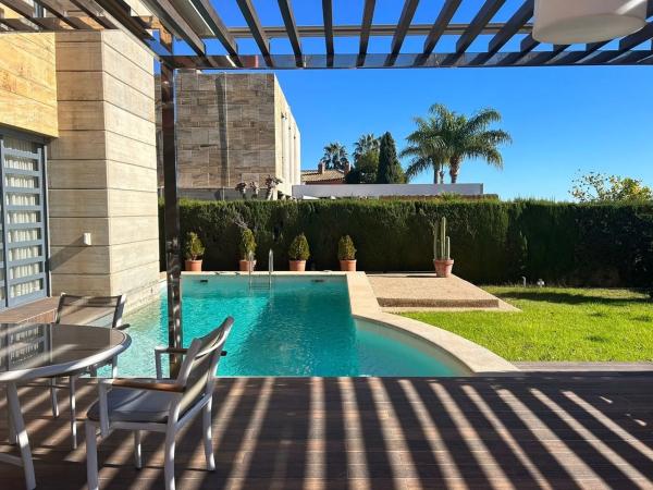 Chalet en Barrio Campoamor