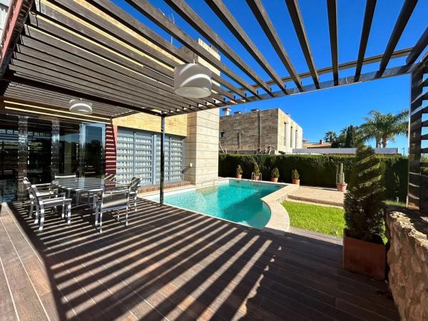 Chalet en Barrio Campoamor