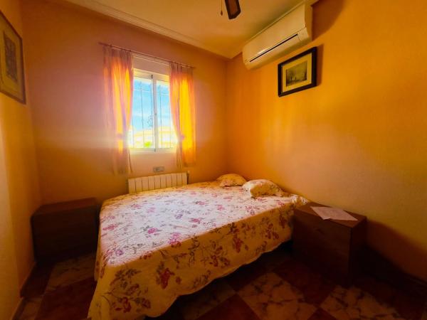 Chalet pareado en calle Cuarzo