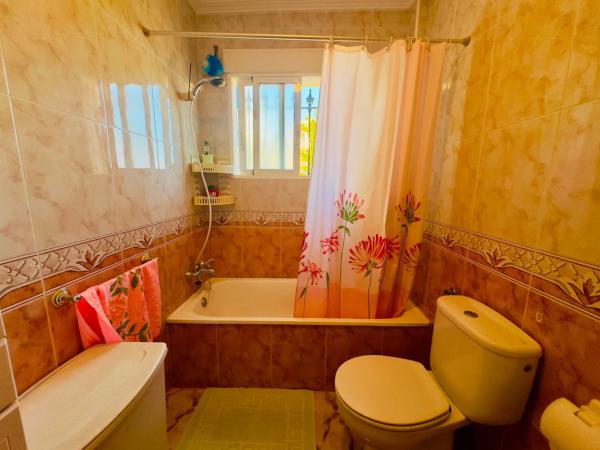 Chalet pareado en calle Cuarzo