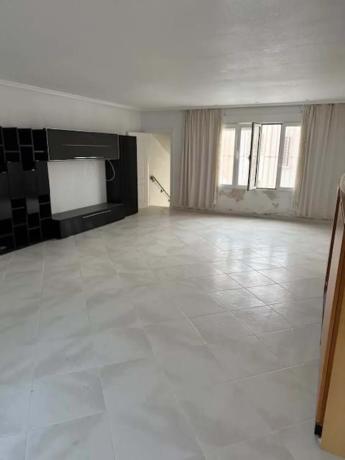 Casa independiente en calle Caliza