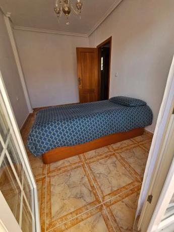 Casa independiente en calle Almudena, 50