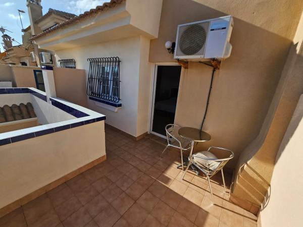 Casa independiente en calle Almudena, 50