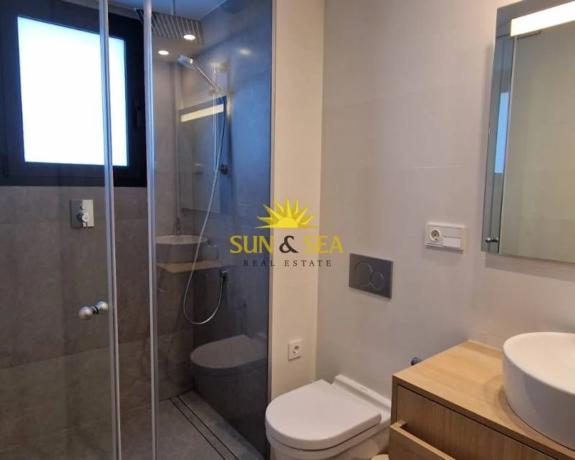 Ático en Barrio Las Colinas Golf