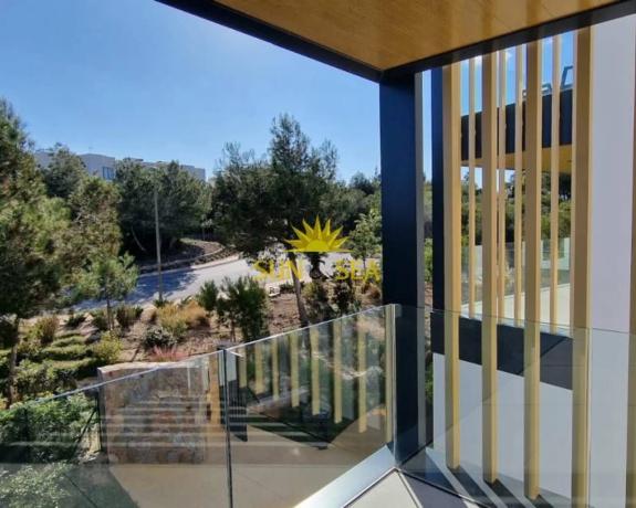 Ático en Barrio Las Colinas Golf