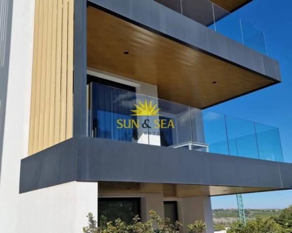 Ático en Barrio Las Colinas Golf