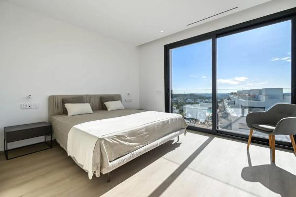 Ático en avenida de las Colinas