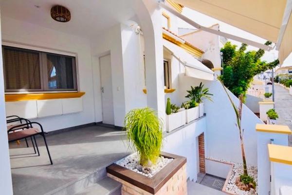 Chalet adosado en calle Tiberiades