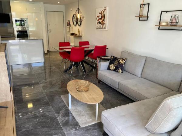 Piso en calle Lagos de Covadonga