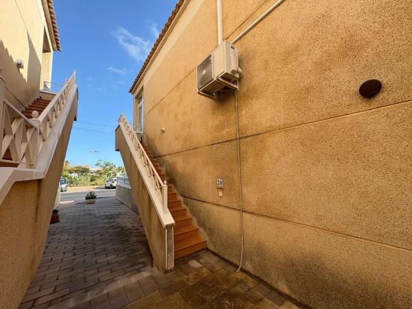 Ático en Barrio Los Almendros-La Florida