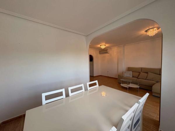 Ático en Barrio Los Almendros-La Florida