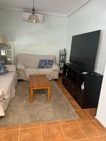 Casa independiente en calle Luis Gordillo, 13