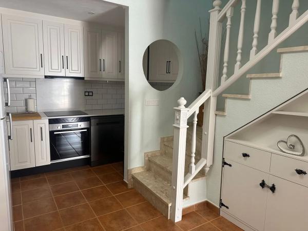 Casa independiente en calle Luis Gordillo, 13