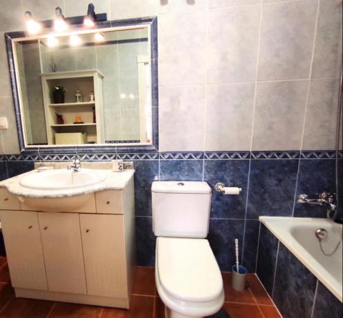 Casa independiente en calle Luis Gordillo, 13