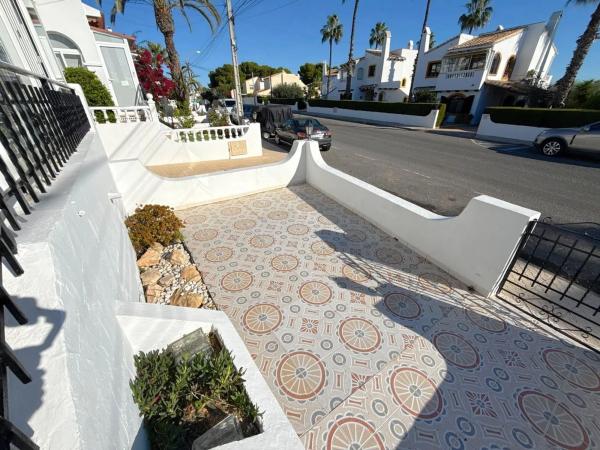 Chalet en Barrio Villamartín-Las Filipinas