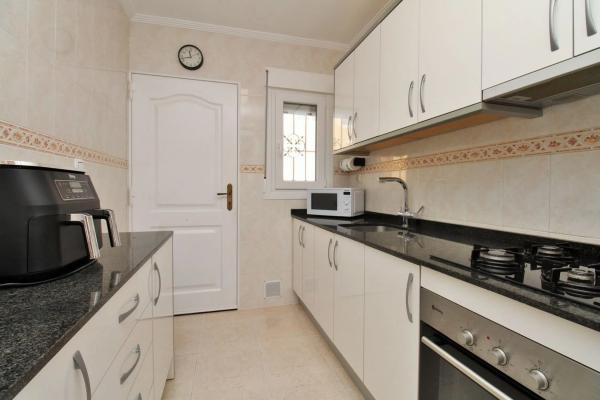 Casa independiente en Paraguay, 2