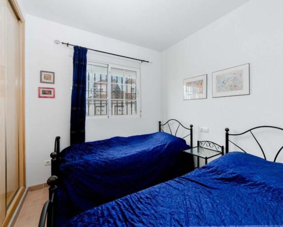 Chalet adosado en calle Azores s/n