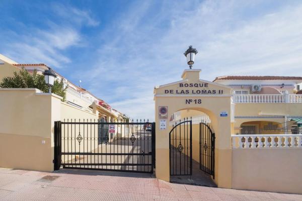 Chalet adosado en carretera San Miguel de Salinas, 14