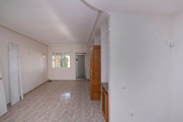 Chalet adosado en carretera San Miguel de Salinas, 14