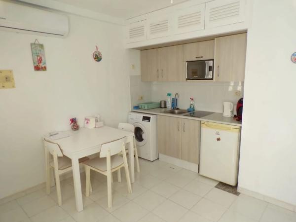 Piso en plaza F-2 Filipinas Oeste, 8 a