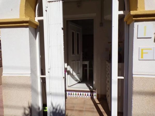 Piso en plaza F-2 Filipinas Oeste, 8 a