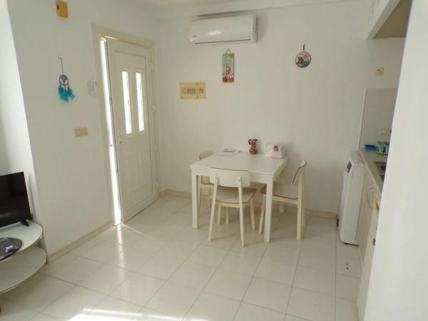 Piso en plaza F-2 Filipinas Oeste, 8 a