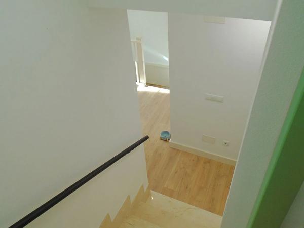 Chalet pareado en calle Ebro