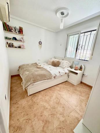 Casa independiente en calle Azalea, 7