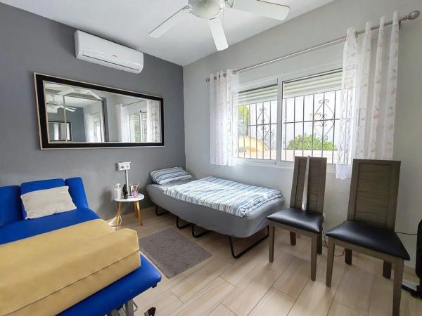 Casa independiente en calle Magnolio p C