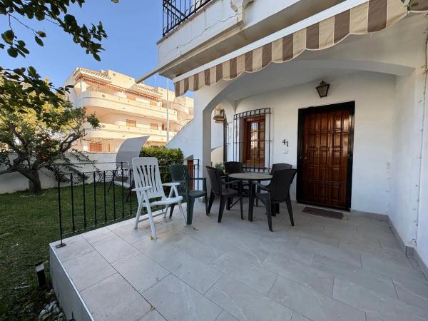 Chalet pareado en avenida del Mar Menor