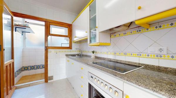 Piso en avenida de Levante