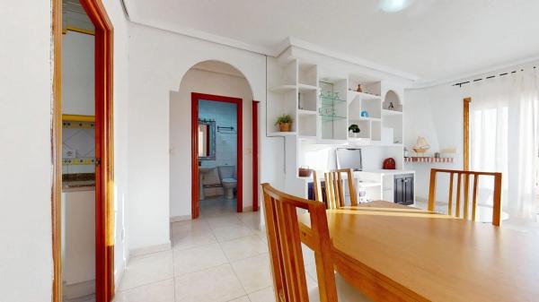 Piso en avenida de Levante