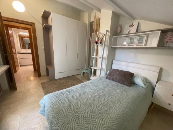 Chalet adosado en calle Jardinero