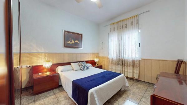 Casa independiente en avenida los Villenas