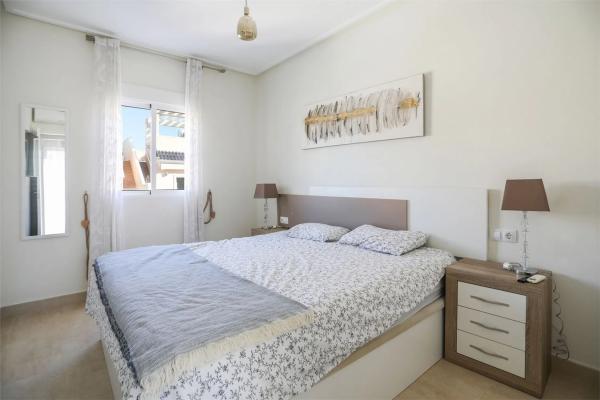 Chalet adosado en calle Virgen de la Asunción