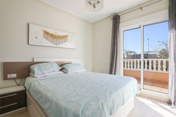 Chalet adosado en calle Virgen de la Asunción