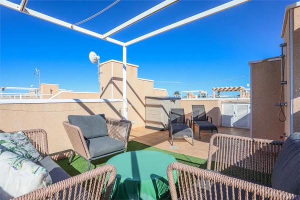 Chalet adosado en calle Virgen de la Asunción