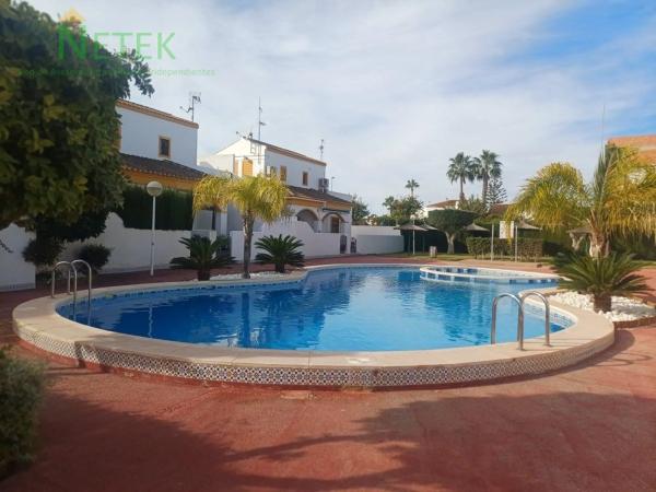 Casa independiente en avenida del Mar Menor, 119