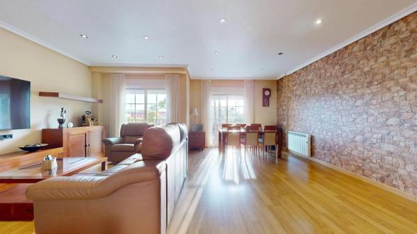 Chalet adosado en calle Bécquer