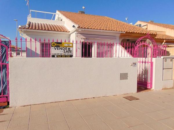 Chalet pareado en calle Clipper, 11