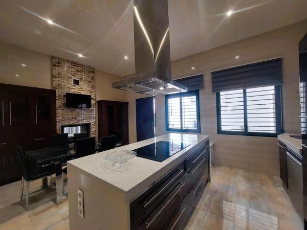 Casa independiente en avenida Río Segura