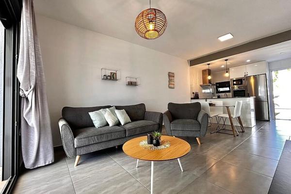 Piso en calle Comunidad Catalana, 58